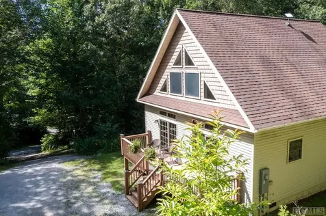 18 Dendy Knob Highlands NC 28741