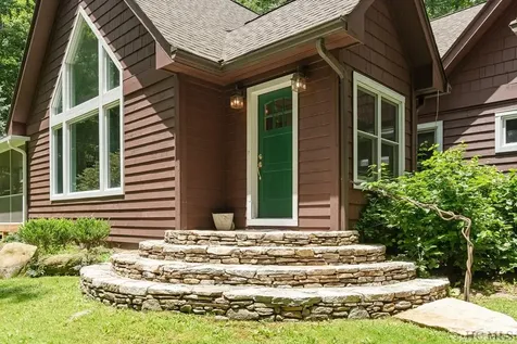 942 Cherokee Trail Sapphire NC 28774