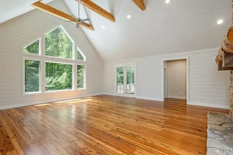 942 Cherokee Trail Sapphire NC 28774