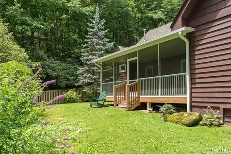 942 Cherokee Trail Sapphire NC 28774
