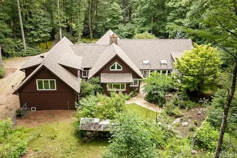 942 Cherokee Trail Sapphire NC 28774
