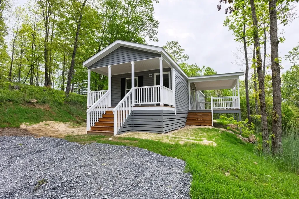 725 Ridge Crest Lane Cullowhee NC 28723