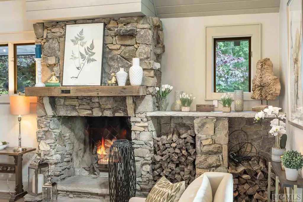 34 Milkweed Trail Glenville NC 28736