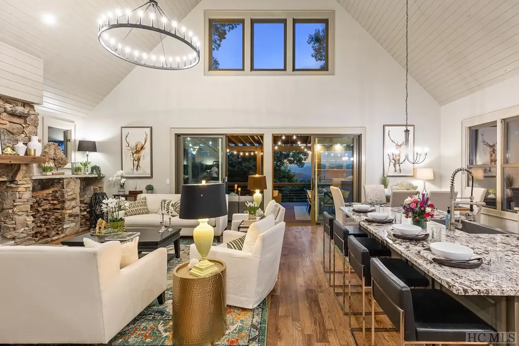 34 Milkweed Trail Glenville NC 28736