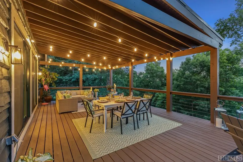 34 Milkweed Trail Glenville NC 28736