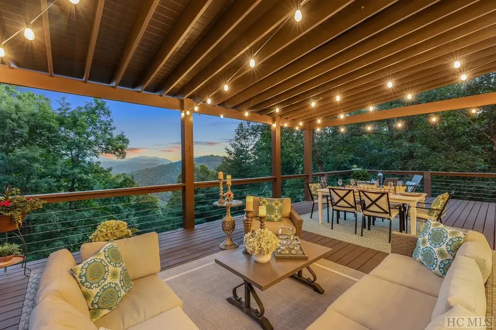 34 Milkweed Trail Glenville NC 28736