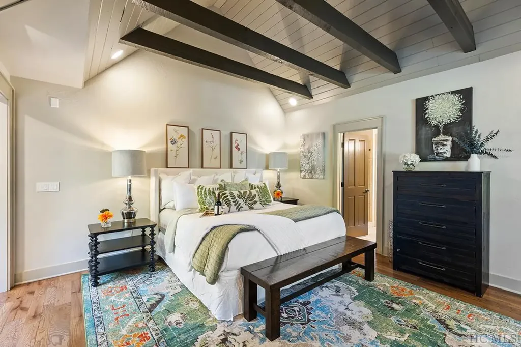 34 Milkweed Trail Glenville NC 28736