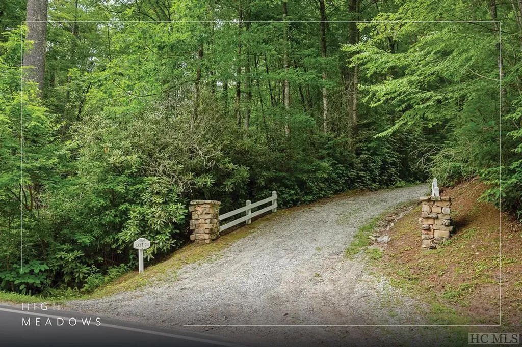 616 Found Forest Road Cashiers NC 28717