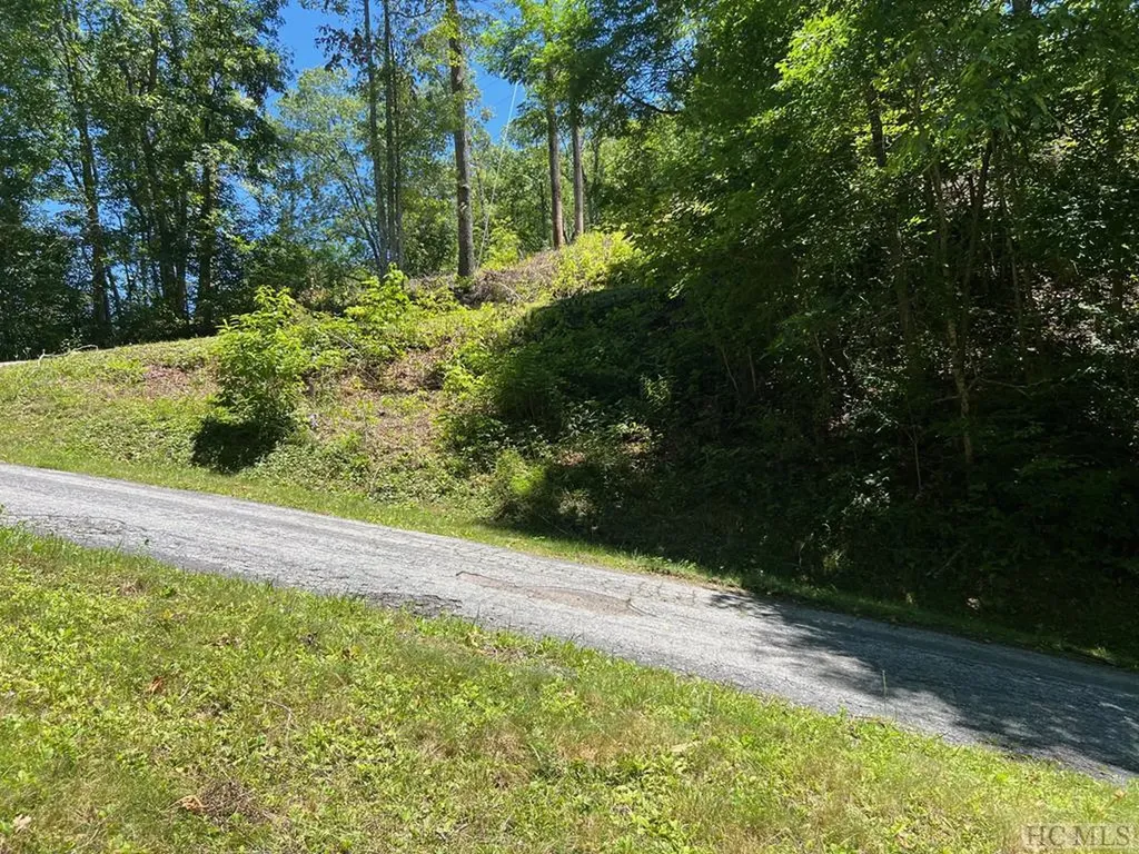 Lot 5 Parachute Ridge Glenville NC 28736