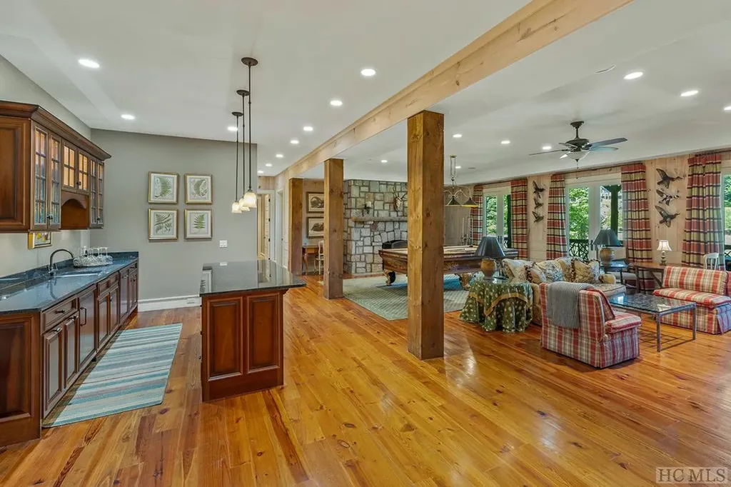 38 Cashmere Court Cashiers NC 28717