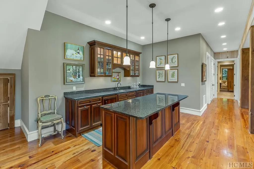 38 Cashmere Court Cashiers NC 28717