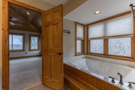 142 Eagle Ridge Road Sapphire NC 28774