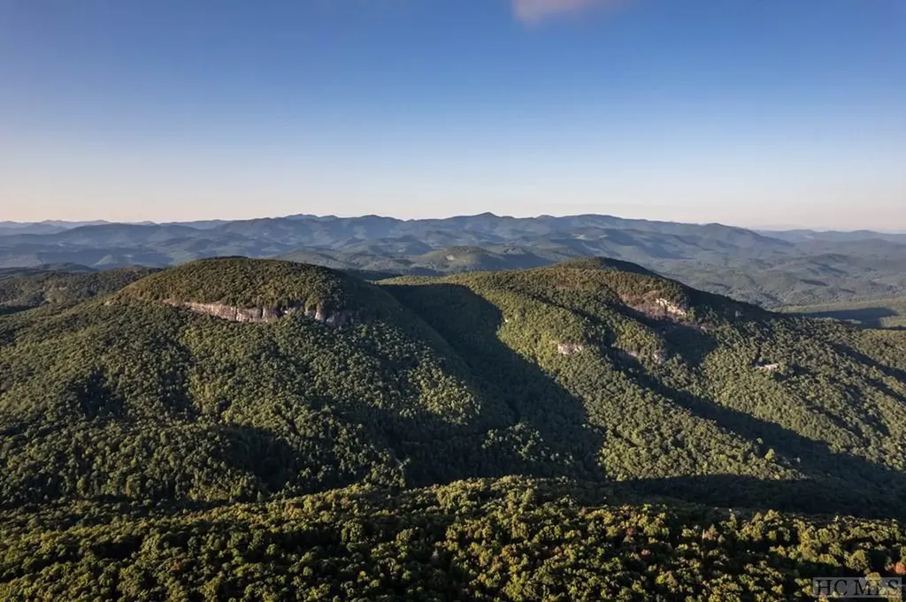 Mr 16 Meadow Ridge Road Lake Toxaway NC 28747