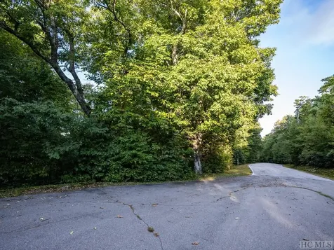 Mr 16 Meadow Ridge Road Lake Toxaway NC 28747