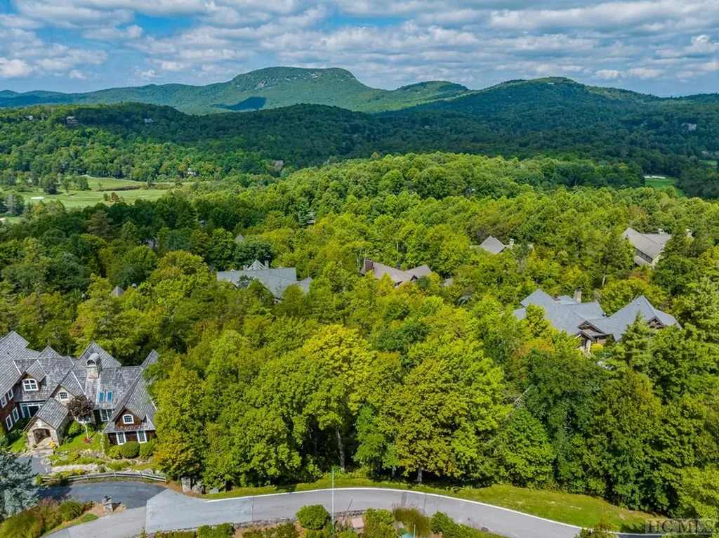 Lot 119 Garnet Rock Trail Highlands NC 28741