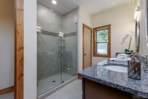 100 Tiger Paw Lane Sapphire NC 28774