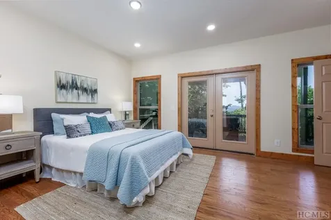 100 Tiger Paw Lane Sapphire NC 28774