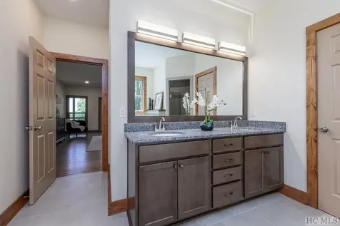 100 Tiger Paw Lane Sapphire NC 28774