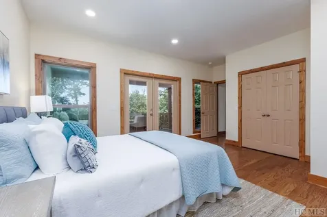 100 Tiger Paw Lane Sapphire NC 28774