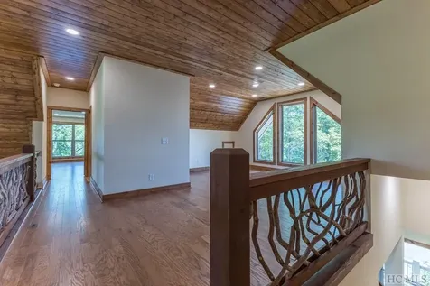 100 Tiger Paw Lane Sapphire NC 28774