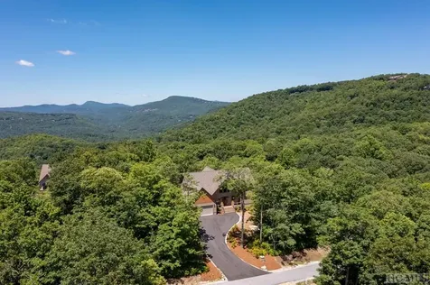 100 Tiger Paw Lane Sapphire NC 28774