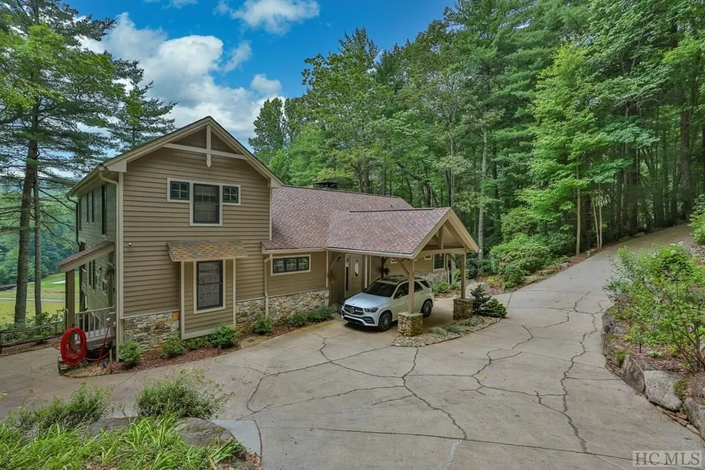 1004 Fairway Drive Lake Toxaway NC 28747