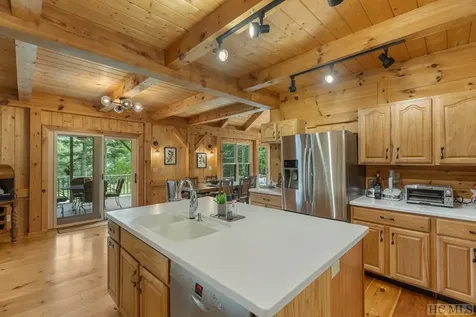 1004 Fairway Drive Lake Toxaway NC 28747