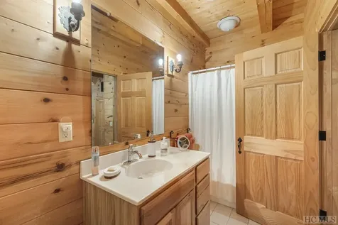 1004 Fairway Drive Lake Toxaway NC 28747