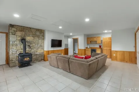 1004 Fairway Drive Lake Toxaway NC 28747