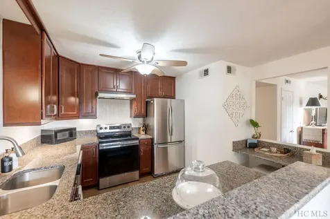 73 Toxaway Views Drive Lake Toxaway NC 28747