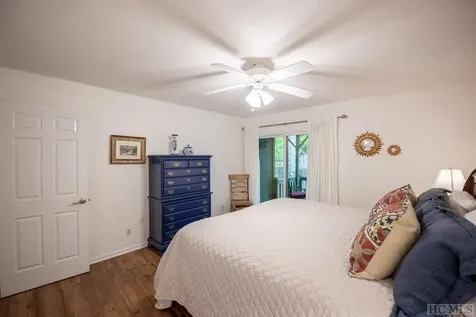73 Toxaway Views Drive Lake Toxaway NC 28747