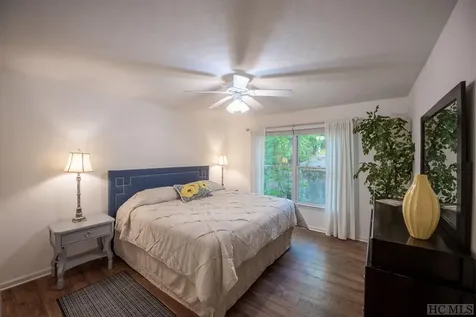 73 Toxaway Views Drive Lake Toxaway NC 28747