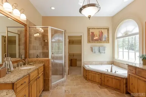 332 Streamside Drive Cashiers NC 28717