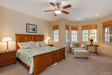 332 Streamside Drive Cashiers NC 28717