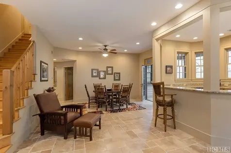 332 Streamside Drive Cashiers NC 28717