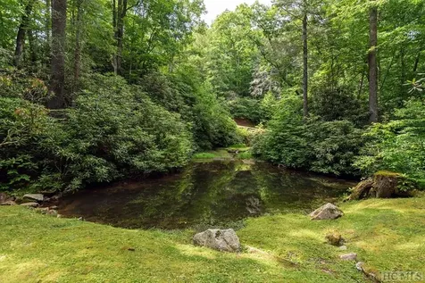 332 Streamside Drive Cashiers NC 28717