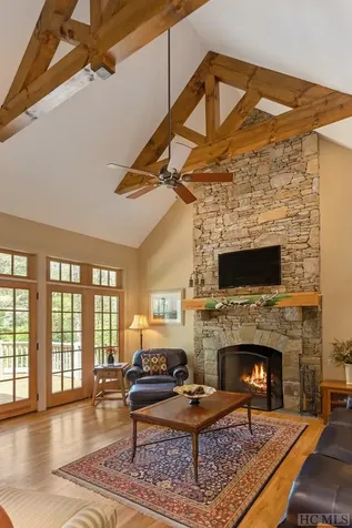 332 Streamside Drive Cashiers NC 28717