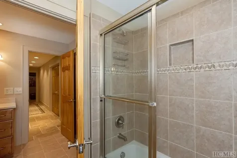 332 Streamside Drive Cashiers NC 28717