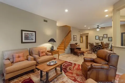 332 Streamside Drive Cashiers NC 28717