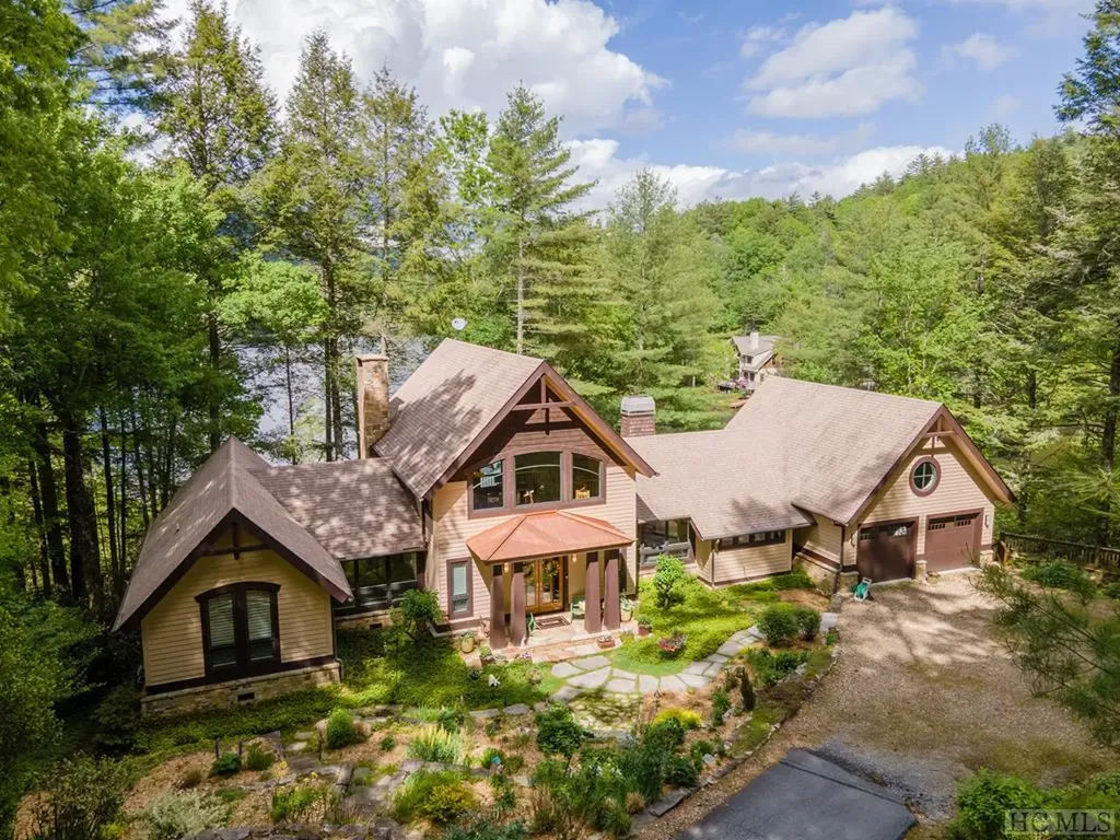 53 Beaver Court Sapphire NC 28774