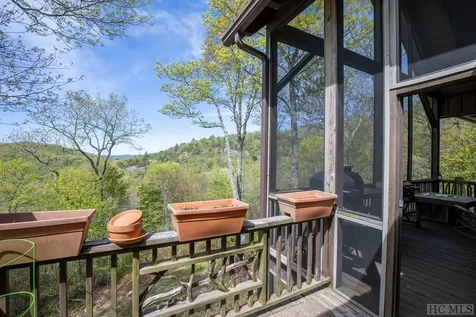 1913 Bald Rock E Sapphire NC 28774