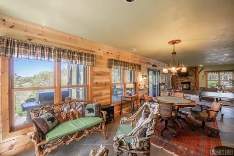 1913 Bald Rock E Sapphire NC 28774