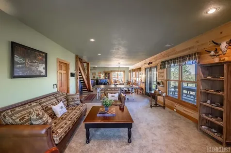 1913 Bald Rock E Sapphire NC 28774