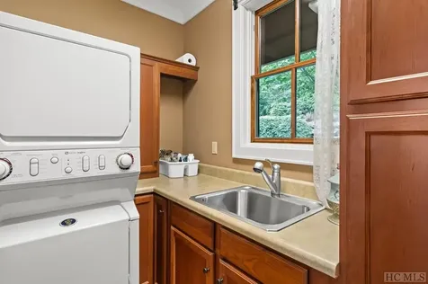 826 Highlands Cove Drive Highlands NC 28741