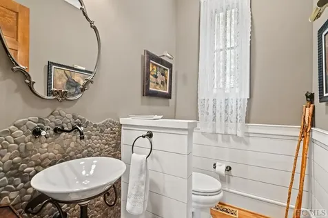 826 Highlands Cove Drive Highlands NC 28741