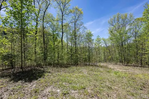 Lot 71 Autumn Blaze Trail Glenville NC 28736