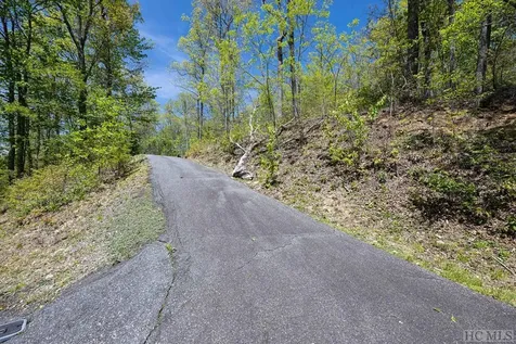 Lot 71 Autumn Blaze Trail Glenville NC 28736