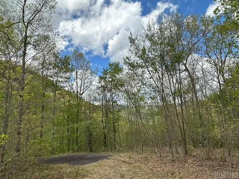Lot 71 Autumn Blaze Trail Glenville NC 28736