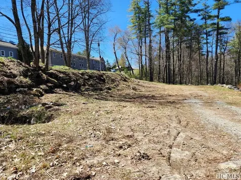 299 Oak Street Highlands NC 28741