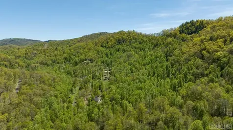 2530 Pilot Knob Road Glenville NC 28736